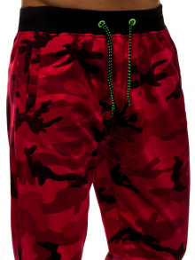 Камуфлажен червен спортен панталон